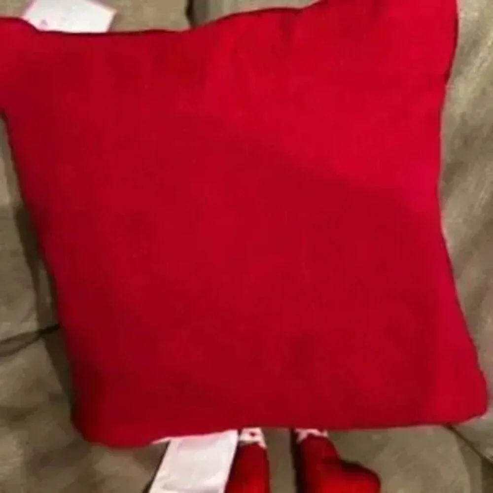 Decorative Holiday Pillow / Gnome Accent (Holiday‎ - Decor)